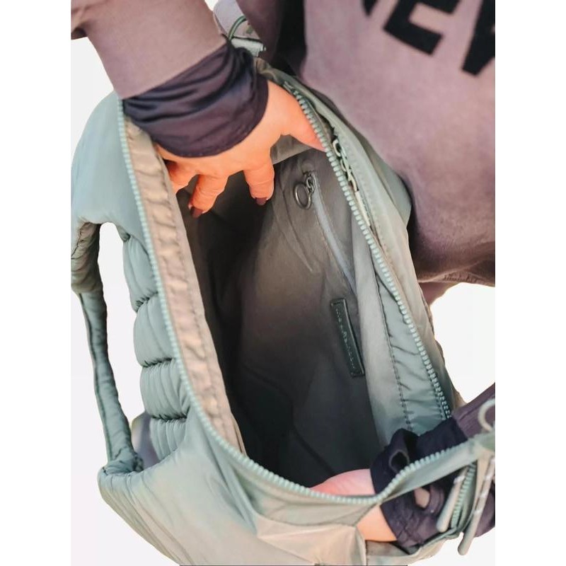 Iris Puff Hobo Bag (#24237) Crossbody & Shoulder Bag:_Caramel