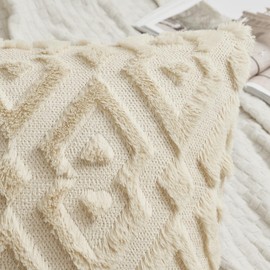 MIULEE Set of 2 Christmas Wool Cushion Covers, Soft Decorative Cushion, Plush Cushion Cover, Boho Decorative Cushion, Sofa, Aesthetic, Geometric Sofa Cushion, Decorative Cushion Cover for Living Room,