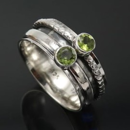 JEWELSTREZORO Peridot Edelstein Spinnerring 925 Sterling Silber Meditationsring Männer & Frauen Spinnerring Geschenkartikel Schmuck TSR155B_60 (19.1)