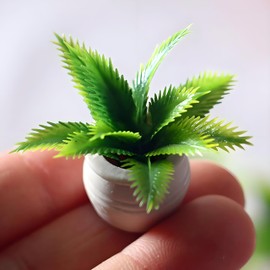 Miniature Plant Accessory, Green Potted Plant, 1:12 Scale, Suitable for Home and car Decoration