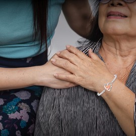 Uloveido To My Mom Heart Tennis Chain Bracelet Birthday Mother's Day Christmas Gift from Daughter, Metal, Cubic Zirconia