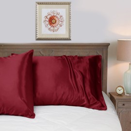 Yorkshire Bedding Satin Pillow Cases 4 Pack – Luxurious Burgundy Pillowcases For Hair and Skin Standard Size with Envelope Closure Hypoallergenic 50 x 75 cm