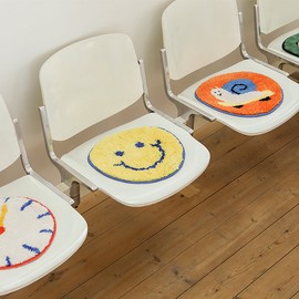 Daily Like soft round cushion (4 types, 1 choice), 02 Smile / 데일리라이크 소프트 원형 방석(4종택1), 02 Smile