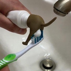 3PCS Poop Dog Butt Toothpaste Topper Creative Toothpaste Topper Dog Butt Shape Creative Funny Bathroom Accessories Cheerful Prank Gift for Friends(Brown*1+Black*1+Grey*1)