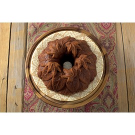 Nordic Ware Harvest Leaves Bundt Pan, Bronze