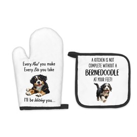 FIicy Bernedoodle Gifts Dog Oven Mitts and Pot Holders Sets, Bernedoodle Dog Gifts Dog Kitchen Accessories Sets, Complete Without a Bernedoodle Dog Heat Resistant Oven Glove Potholders for Kitchen