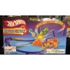 Hot Wheels ULTRA HOTS REV RALLY Track Set + 3