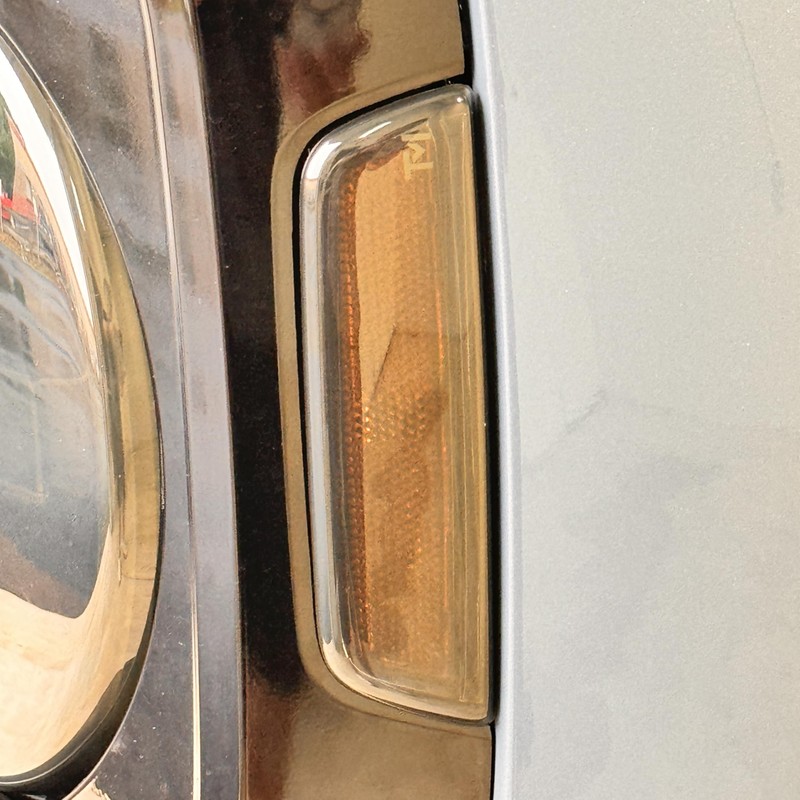 Smoked Acrylic Grille Side Marker Light Covers for Bronco 2021,2022,2023,2024,2025