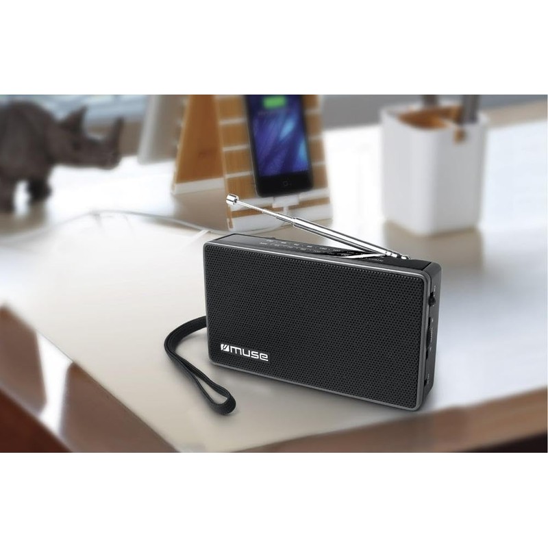 Muse M-030 R Portable FM/MW Radio