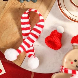 EODKSE Pack of 20 Mini Christmas Hats and Scarves, Knitted Hat Set for Wine Bottles, Dollhouses and Christmas Parties - Small, but Fine in Santa Look