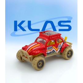 Hot Wheels Volkswagen Baja Bug (Red (TREASURE HUNT)) 9/10 Baja Blazers - 2023-241/250 (Short Card) - COMES IN A KLAS CAR KEEPER SHORT CARD PROTECTOR CASE - HKK93