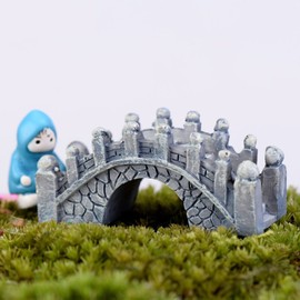 Healvian Pack of 4 Micro Landscape Decoration Micro Landscape Ornament Fairy Garden Bridge Bridge Shaped Garden Decoration Mini House Figures Mini Flower Pots Japanese Bridge Snails Resin
