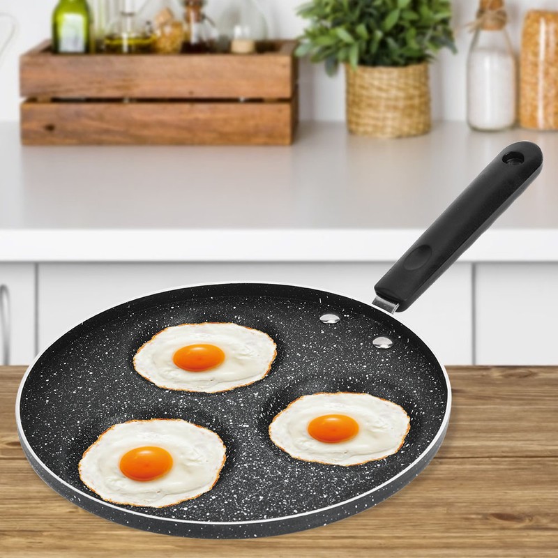 3 Round Holes Non Stick Coating Eggs Frying Pan Home