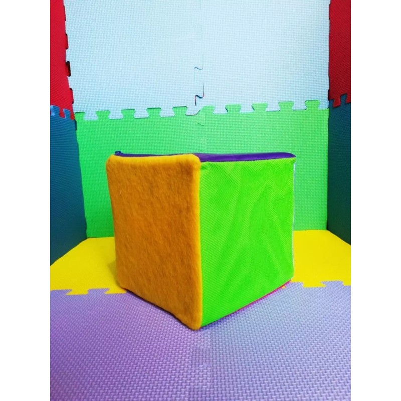 Castillo Didáctico Cubo De Texturas, 20x20cm. Didáctico, 6 Texturas Diferentes