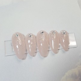 Wedding line plus Wedding nails - Almond (recommended) / Wedding line plus 웨딩네일 - 아몬드(추천)