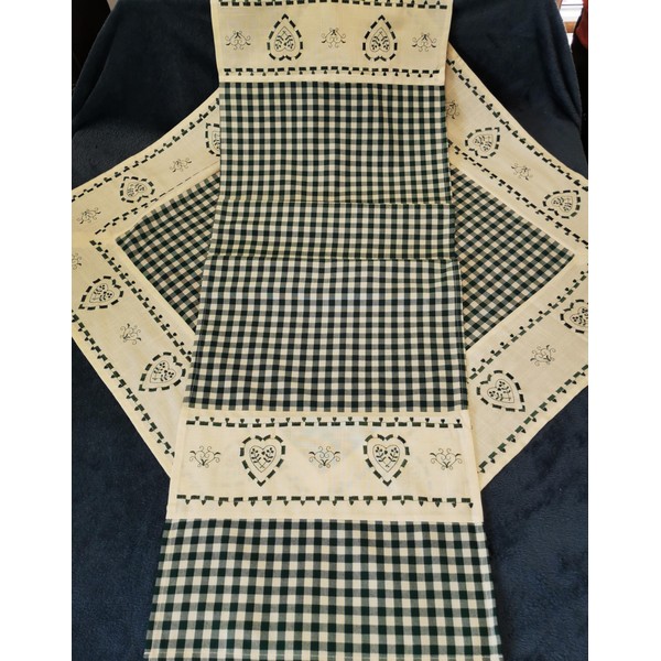 Table Runner Country House Series Checked Heart Green (40 x