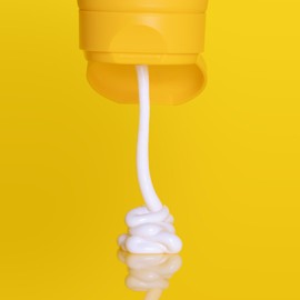GYADA COSMETICS, Conditioner gegen Frizz, geeignet für trockenes, krauses oder strapaziertes Haar, mit hoher Entwirrungskraft, macht das Haar weich und seidig, auf Basis von Sheabutter, 200 ml
