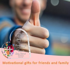 Inspirational Christian Gift for Woman Friend Christmas Gifts for Her Wife Bible Verses Decor Gifts for Men Him Husband Religious Spiritual Gifts for Women for Daughter Son Faith Room Plaque