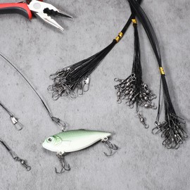 Pack of 60 Fishing Hooks with Leader, 3 Sizes, Stainless Steel Leaders, Pike Black Steel Fishing Accessories Set for Saltwater, Freshwater Predatory Fish, 18.5/23.5/28.5 cm