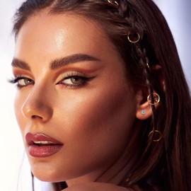 Round Cubic Zirconia Stud Earrings for Women Girls, 4mm Birthstone Stud Earrings Hypoallergenic Flat Back Stud Earrings Stainless Steel Cartilage Earrings Brilliant Handmade Screw Back Earrings (04-April-Sliver)