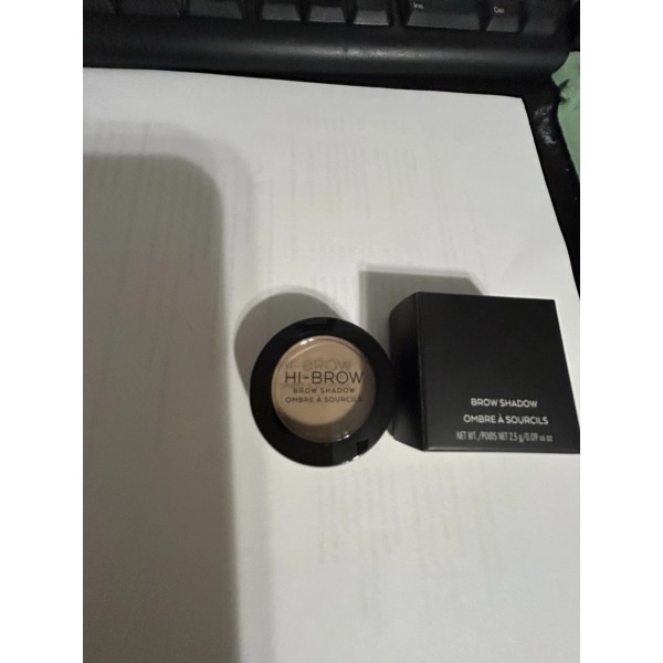 PRIVATE LABLE SANDY BLONDE EYEBROW OR EYELINER SHADOW PRESSED POWDER