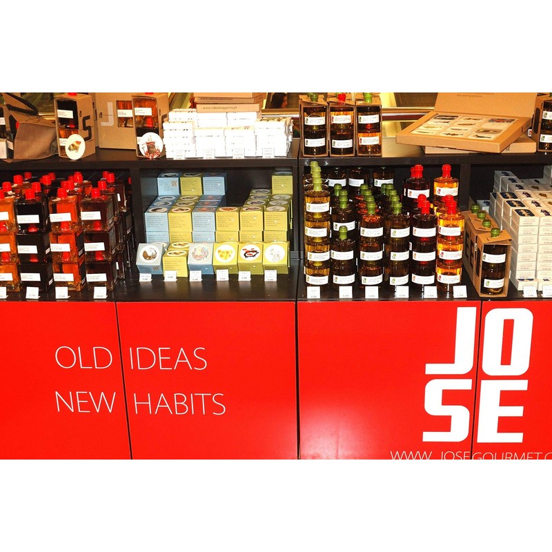 Jose Gourmet Olive Oil with Piri-Piri, 250 grams