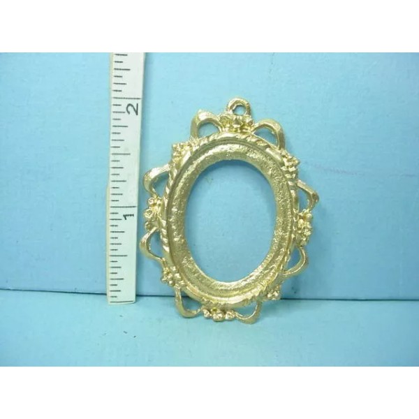 Reynolds Miniature Picture Frame #17 Reynolds Painted Metal