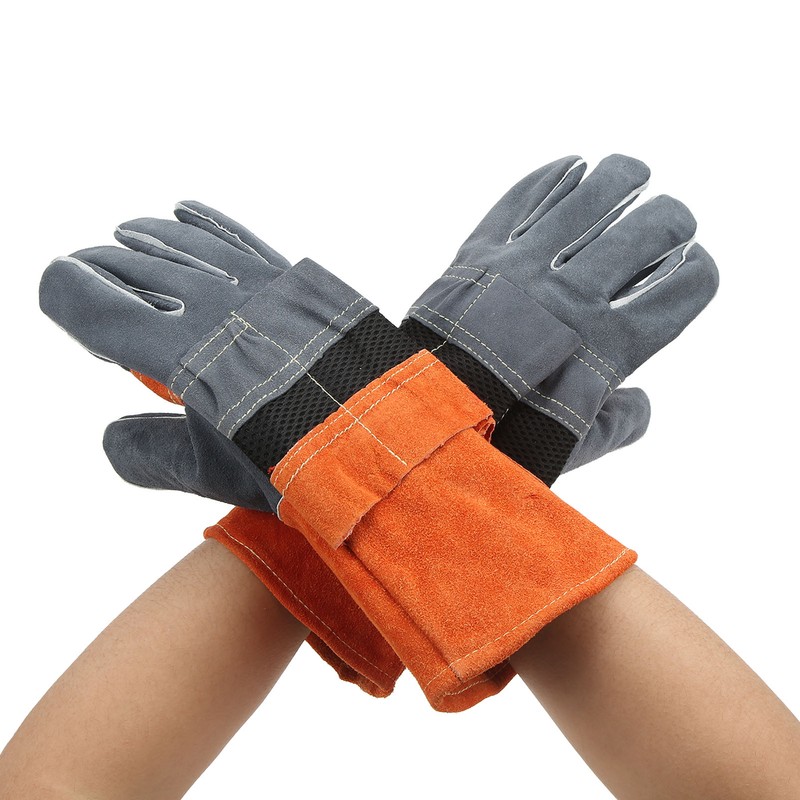 1 Pair of Heat Resistant Gloves Fireproof Flame Retardant Non