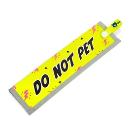 dogkit DO NOT PET Space Awareness Sleeve for Reactive Dogs, Reflective, Waterproof, Double Sided Slip-on for the Dog Lead (Neon Yellow & Pink)