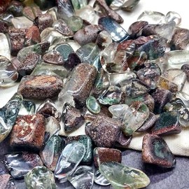 Sugarello Natural Raw Crystal Healing Stone Power Quartz Purification Feng Shui Luck Figurine Rock Mineral Approx 2-3 cm 10-15 Pieces 120g or More (Red Green Oni Gravel)