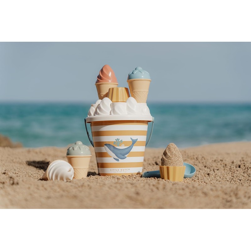 Little Dutch Ocean Dreams 2012315 Sand Toy Bucket Set Ice