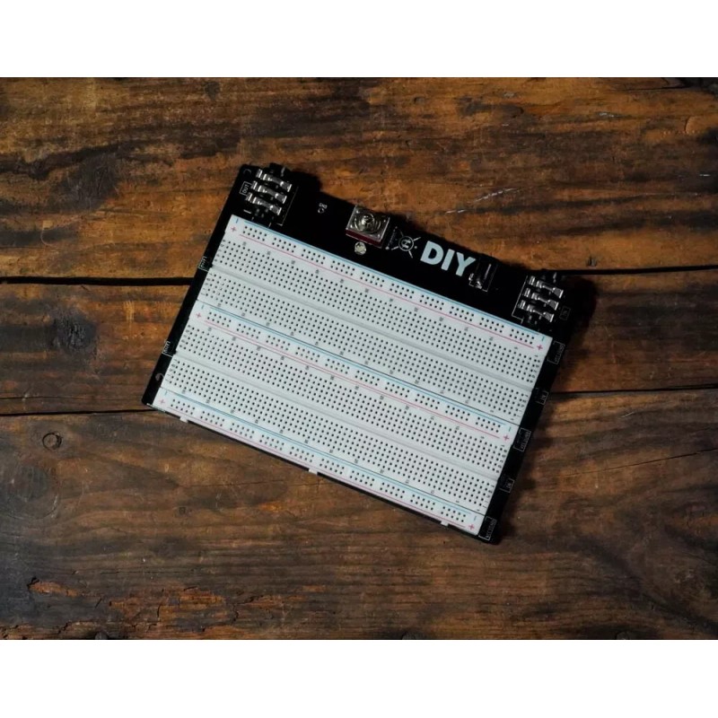 CopperSound Pedals DIY - Medium Breadboard, integrated breadboard prototyping