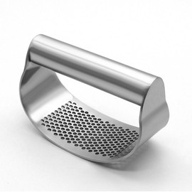 Stainless Steel Garlic Press Mincer Utensils with Holes Black Manual Garlic Ginger Crusher Garlic Cutting Thick Mince Tools Fruit Kitchen Gadgets - Color: stainless steel