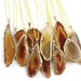 HEALING STONE AGATE PENDANT NECKLACE~GOLD PLATED~NATURAL STONE~COLOR ~ RED