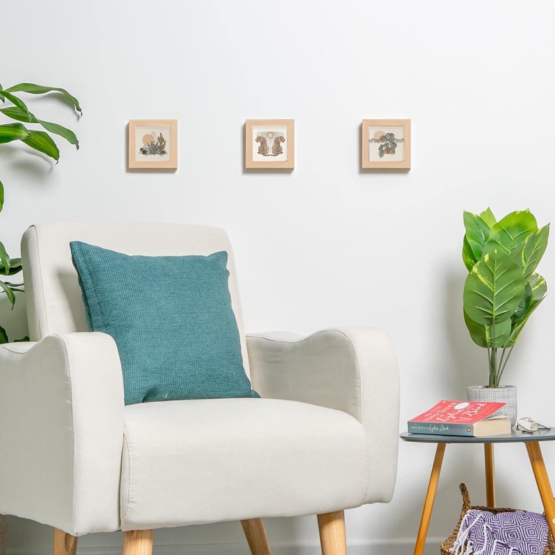 Light Wood Effect 4x4 Box Photo Frame - Standing &