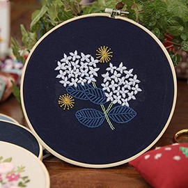 TopHomer Full Range of Embroidery Patterns Including Floral Embroidery Clothes, Bamboo Embroidery Hoops, Colour Threads and Needles (Type D)