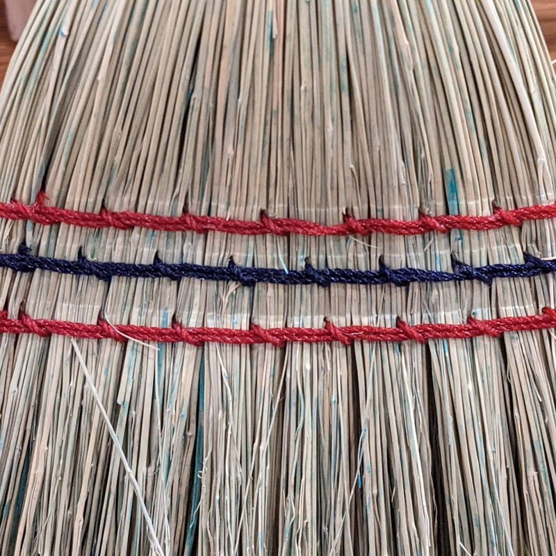 Lehman's Amish Made Barn Broom, Handmade of Corn Straw, Short