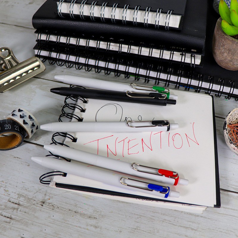 Uni-Ball On Point One Intention UMN-S-05 Retractable Gel Pens. Premium
