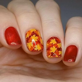 Thanksgiving Press on Nails Square Short Length Glossy Full Cover Acrylic Square False Nails with Maple Leaf Designs Artificial Autumn Leaves Fake Nails Holiday Glue ons Fingernails for Women(Y01)