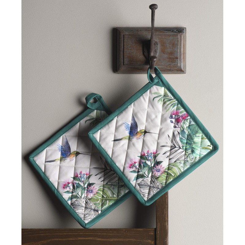 Maison d' Hermine Spring/Summer Set with Oven Gloves and Pot