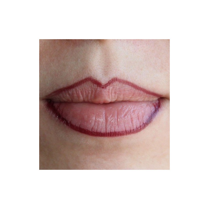 Forever Line Lip Contour