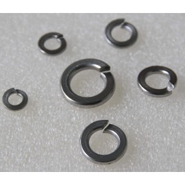 IEUYO Carbon Steel Split Lock Washer Kit, Spring Lock Washer Gasket Black Oxide Finish, 105Pcs 1/4" 5/16" 3/8" 7/16" 1/2" 5/8"