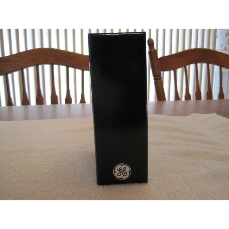 GE STAY BRIGHT 2018 GE STAY BRIGHT 100 LED MINIATURE