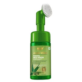 BUYWOW WOW Skin Science - Jabón facial exfoliante de aloe vera con cepillo suave, limpiador facial espumoso para todo tipo de piel, lavado facial para mujeres, productos para el cuidado de la piel, exfoliante facial para hombres (100 ml)