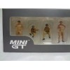 Mini GT Metal Figurine: Camel Trophy Crew 1:64