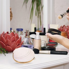 IMIKEYA Shell jewellery box, small jewellery box, ladies, girls, jewellery gift box, 7 x 7 x 4 cm