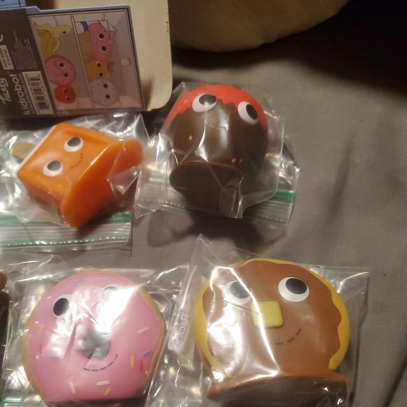 Kidrobot Yummy World Tasty Treats 3” Mini blind box Figures