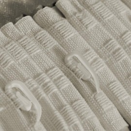 White Plastic Curtain Hooks for Window Curtain, Door Curtain and Shower Curtain, 2.8 x 1.2 cm, White 100/pack