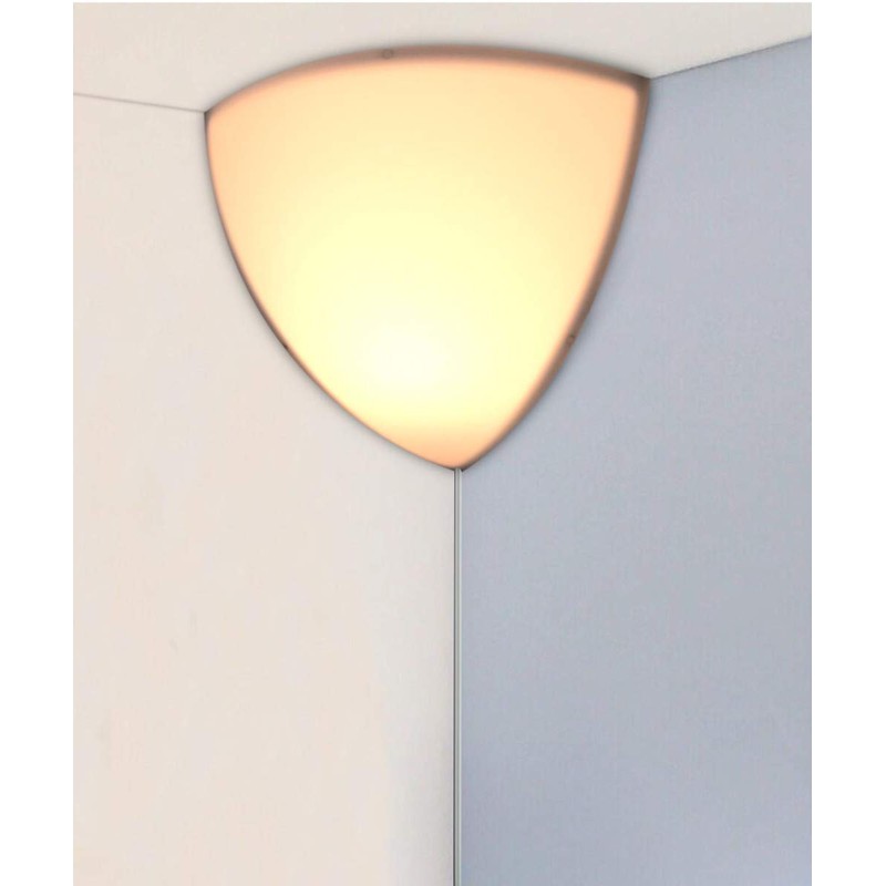 "Heater Shield" Beacon Series Triangle Corner Light, Plug-in 17' Cord,