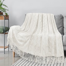 PAVILIA - Manta tejida de punto blanco para sofá, manta de punto suave bohemia, decoración del hogar de granja, acogedora manta decorativa afgana, regalo de otoño de verano al aire última intervensión, ligera, blanco puro, 60 x 80 pulgadas